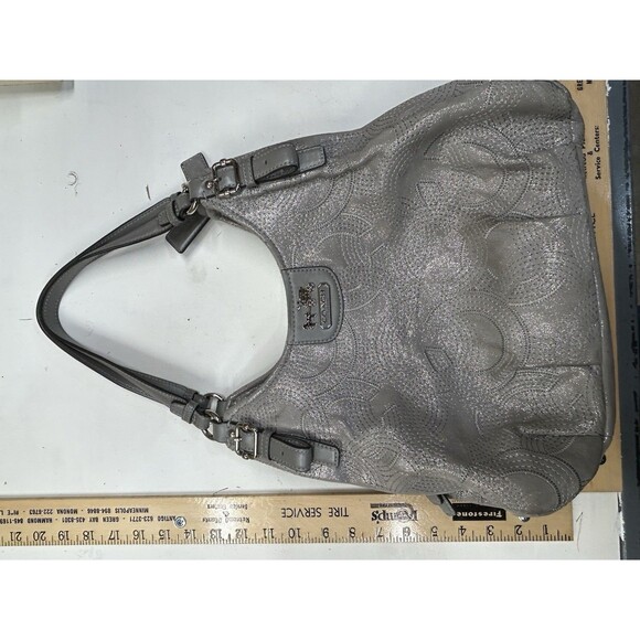 Coach Madison Maggie Stitched Gray Metallic Leather Bag No. F1126-18766 - Picture 12 of 16